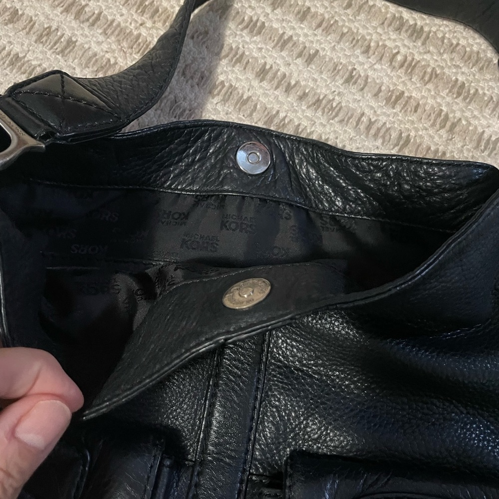 Michael Kors Black Leather Bag / Purse classic vintage in excellent condition - Picture 8 of 9